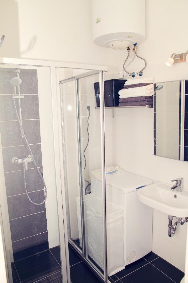 Trendy & Cozy Apartment At Heroes' Square Budapest Esterno foto